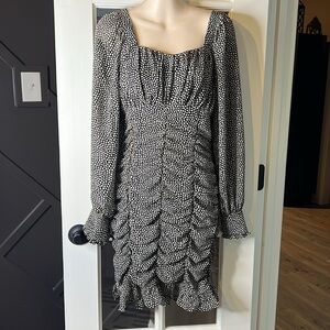 VERSONA Long Sleeve Ruched Mini Dress Size 6 NWOT